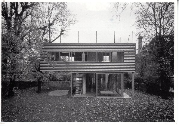 Modern House in Paris